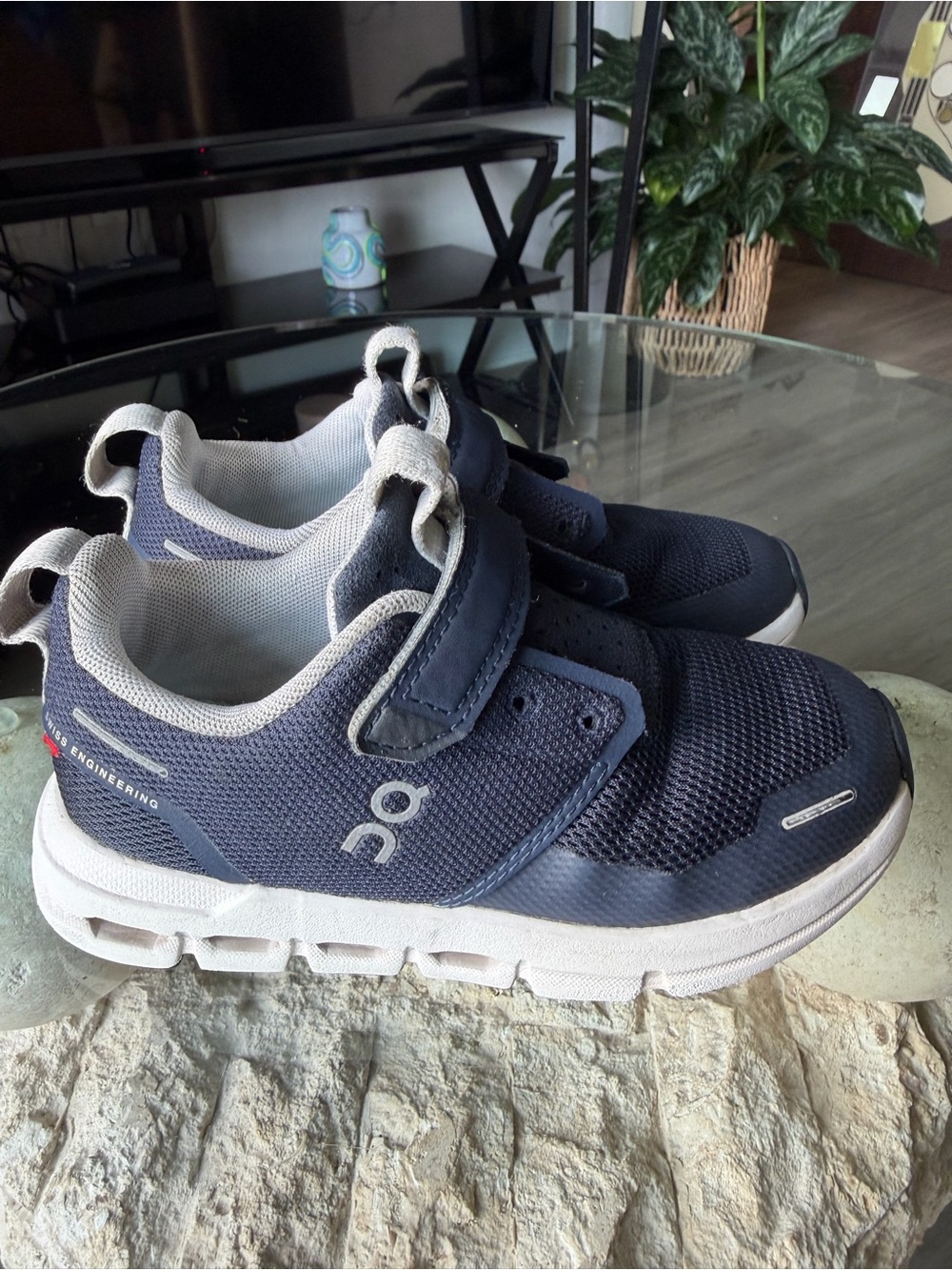 On Cloud Play Kids K11 Navy Running Shoes